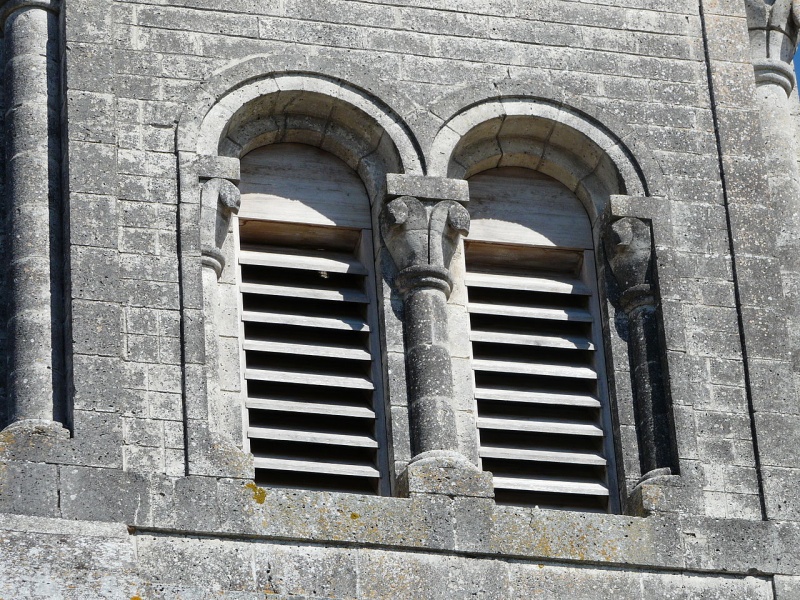 Файл:1280px-Echourgnac église abat-son.JPG